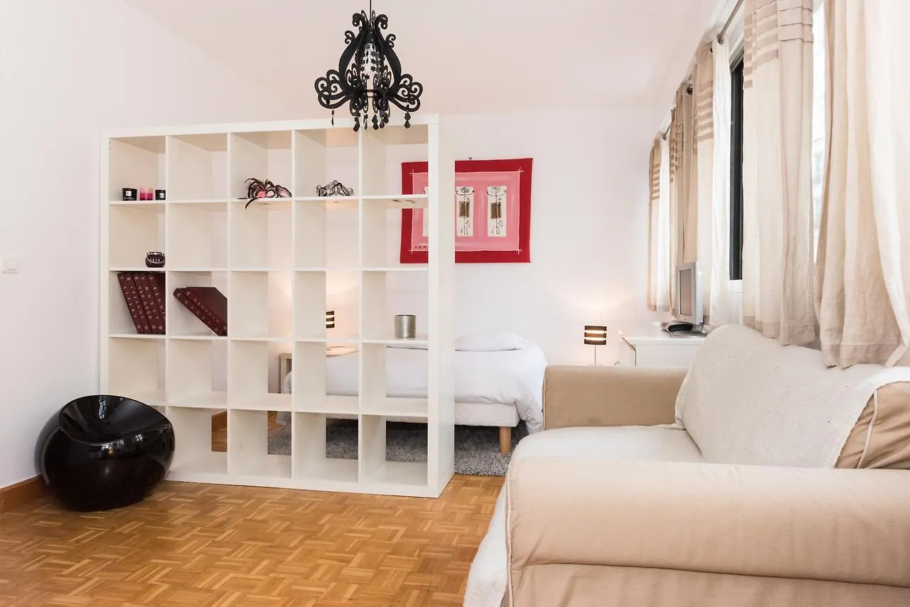 Poncelet Apartment