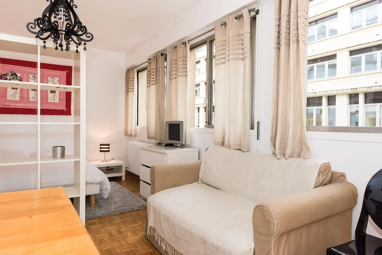 Apartment Poncelet *